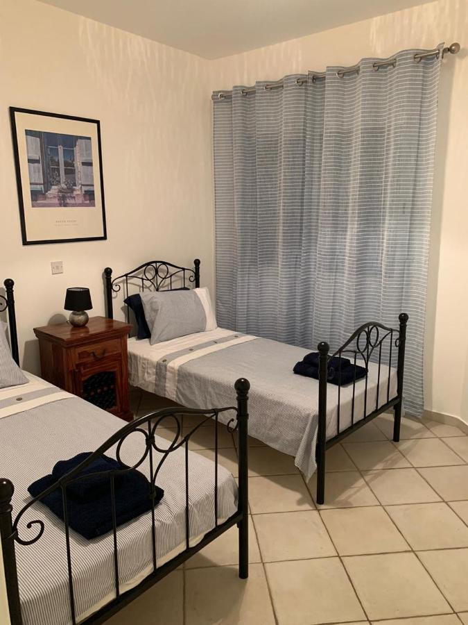 Comfortable 2 Bedroom Apartment In Popular Limnaria Gardens Pafos Zewnętrze zdjęcie